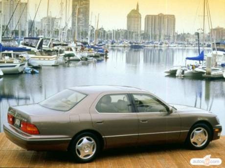Lexus LS 400